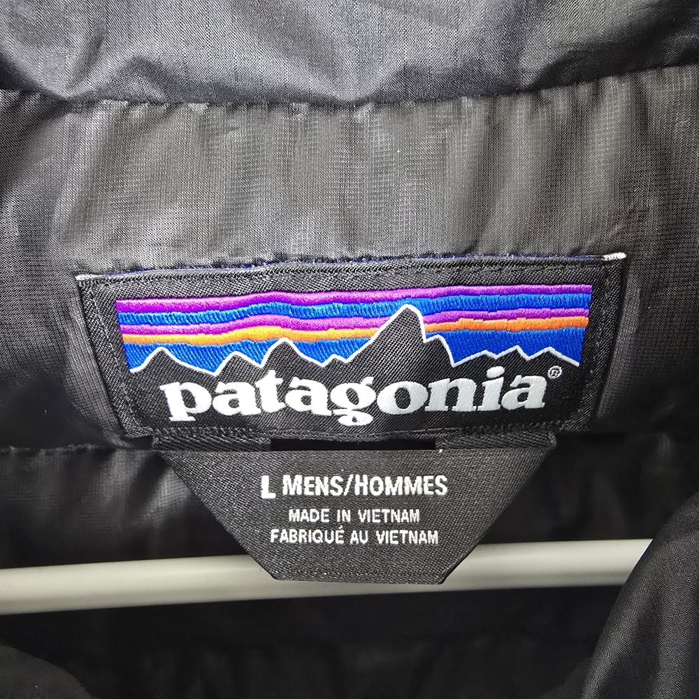 Patagonia Black Puffer Vest - Picture 4 of 6